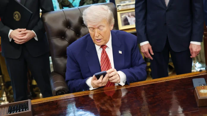 trumpphone